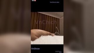 Bóp vú dập em người yêu vú to lồn hồng rên rỉ vì quá sướng lên đỉnh liên tục