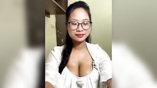 Kính Cận Da Nâu Vú To Quay Thủ Dâm Tập 2