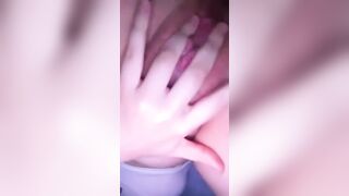 Bé tầng trên gửi clip gạ chịch 2