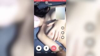 Clip Sex Chồng Đi Làm Xa Chị Họ Cứ Gửi Ảnh Cho Em Họ