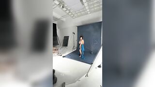 Hậu trường chụp ảnh nude hàng non  mình dây dâm đãng