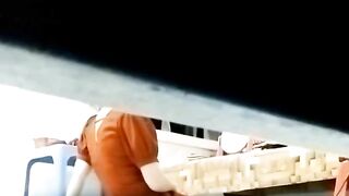 Trốn xuống giường vô tình thấy chị Dâu Thủ dâm rên Rỉ Bắn Nước ko mặc quần lót
