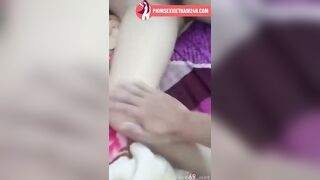 Bác gái họ Thản Nhiên Móc Lồn bóp vú trước mặt thg cháu, Cho bóp Vú Sờ lồn mà kchoDjt