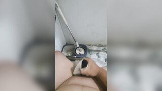 Lấy đồ lót dì sóc lọ