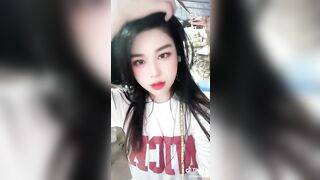 Nhất trend Tiktok, Gái Xinh Vừa Nhảy Vừa Đái bú cu nuốt Tinh djt cực nứng