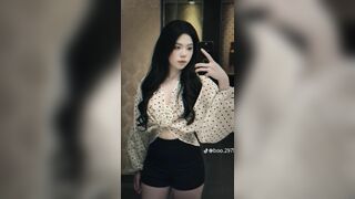 Gái xinh.Video lột đồ AI miễn phí link bên dưới.