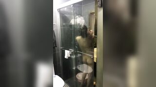 cặp đôi chịch nhau trong nhà tắm bị quay lén