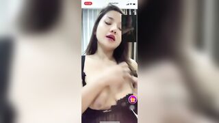 Dâm nữ iamhamy tik tok cơ nhìn cặc trai thủ đâm