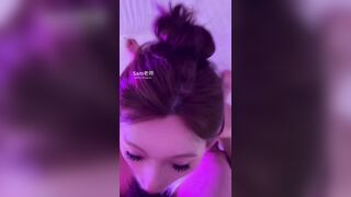 ngắm gái xinh bú cu vẫn sướng các đồng dâm nhỉ