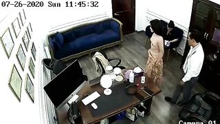 Thẩm mỹ viện bị hack cam làm bác sĩ nghề này cũng sướng nhỉ