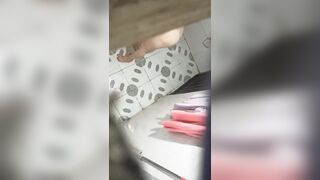 quay lén em gái tắm đêm dâm