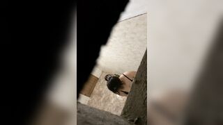 Quay lém sinh viên nhà trọ tắm 2