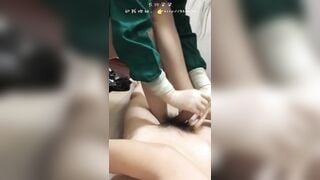 Đi masage mà gặp phải đĩ dâm cứ cầm cu nghịch sục cặc dâm đãng kích thích