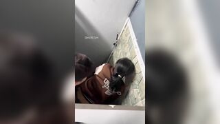 Sex Lồn Thì Cho Đút Mà Đéo Cho Hôn Môi Là Sao