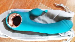 Thủ dâm cùng với sextoy