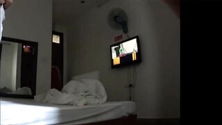 Máy bay 45 ngon đi làm thêm