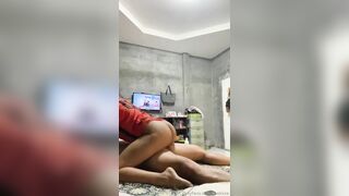Đi xem đá bóng gặp lại người yêu cũ nối lại tình xưa địt nhau dâm đãng kích thích