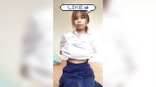 em học sinh vú mới nhú non choẹt lột đồ khoe hàng