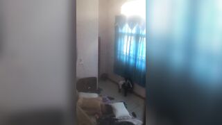 Quay lén thằng b dẫn bồ vệ nhà đụ nhau trg phòng bắn tinh xog ngâm chim trg lồn e lun