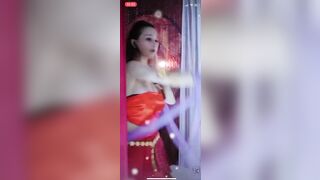 Tổng Hợp Những Em Xinh Để Lộ Đầu Ti Phần 2