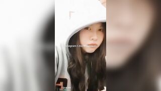 1 đêm nhậu bí tỉ với con bạn thân tỉnh dậy đã thấy e ngồi trên nhún cặc còn bú cu hộ