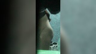 Em tỉa lông lồn để đi chơi
