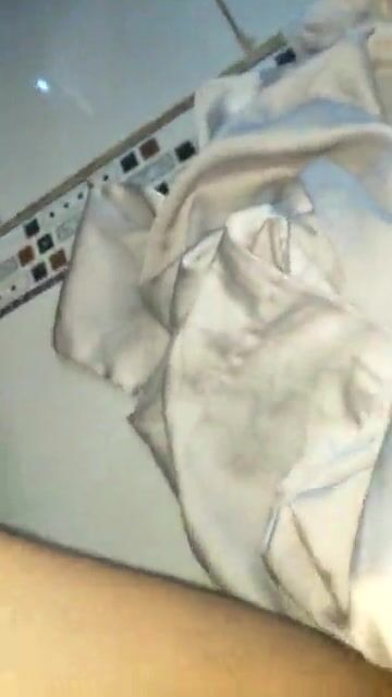 Áo lót em gái 3