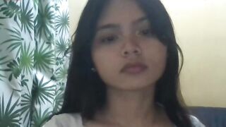 Teen Philippines show vú trên ometv