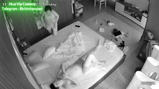Hack Camera Vợ Dâm Đợi Chồng Chạy Ra Phòng Riêng Địt