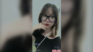 Thảo Lê 2k5 sinh viên Hồng Bàng kính cận lộ clip sống thử sau hậu chia tay tháng ngày