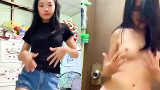 tiktok lộ clip nhảy dance trần truồng