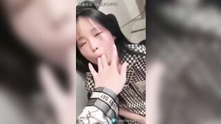 Em học sinh chubby mới lớn vú to lồn múp địt nhau dâm đãng tê lồn siêu dâm