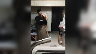 HỒNG TỈ ĐỊT NHAU VỚI BẠN TRAI