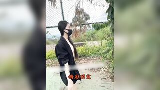 em gái nghiện BDSM thích khỏa thân nơi công cộng 8. 2