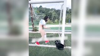 em gái nghiện BDSM thích khỏa thân nơi công cộng 8. 2