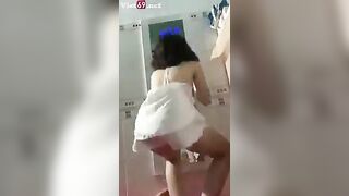Giao trà sữa là phụ muốn bú cu anh mới là chính:Anh ơi~lồn em nứng ướt cả rồi