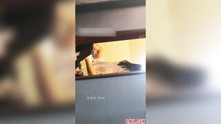 NHỜ BẠN THÂN ĐÓN EM GÁI MỚI LỚN ĐI HỌC VỀ , NÀO NGỜ NÓ....