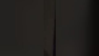 [quay lén] ngủ muộn suống nhà uống nước bắt gặp bố mẹ địt nhau .