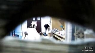 Tổng hợp video quay lén gái thay đồ ở KTX của trường học P.2