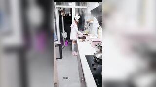 Kiếm em rau loli mình dây về nhà địt nhau dâm đãng kích thích siêu dâm