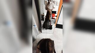 cái tội mặc váy đi chơi về bị người yêu phạt bú cu trước gương