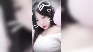 Bú em đi<3