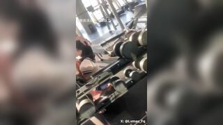 Em học sinh đi tập gym bị ảnh chủ cặc to bắt bú cu lút cán dâm đãng
