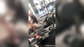 Em học sinh đi tập gym bị ảnh chủ cặc to bắt bú cu lút cán dâm đãng