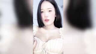 Idol Thij Phon đang hot ở Luxshare