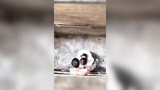 Vl thật 2 em nó nứng đến mức trốn học rủ nhau ra góc khuất địt nhau mới ghê
