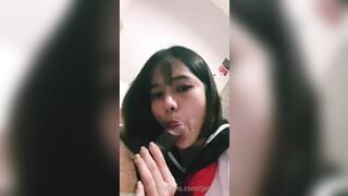 Em học sinh vú to lồn múp bú cu điêu luyện địt nhau dâm đãng kích thích