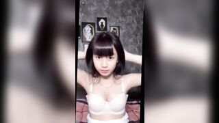 NÌI 2K9 HÓT TIKTOK KER THỦ DÂM BÁN QUẠT
