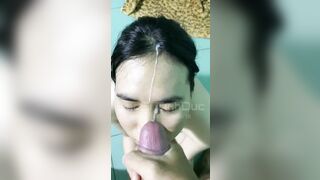 xuất lên mặt e gái lồn mup