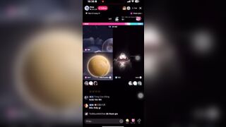 Trả kèo nhanh tikotk Móc lồn show vú trên live